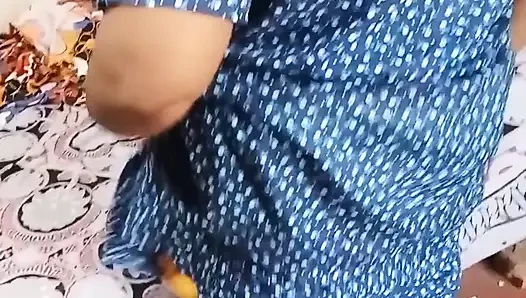 Üniversite öğretmeni yatak odasında parmak yeme performans videoları