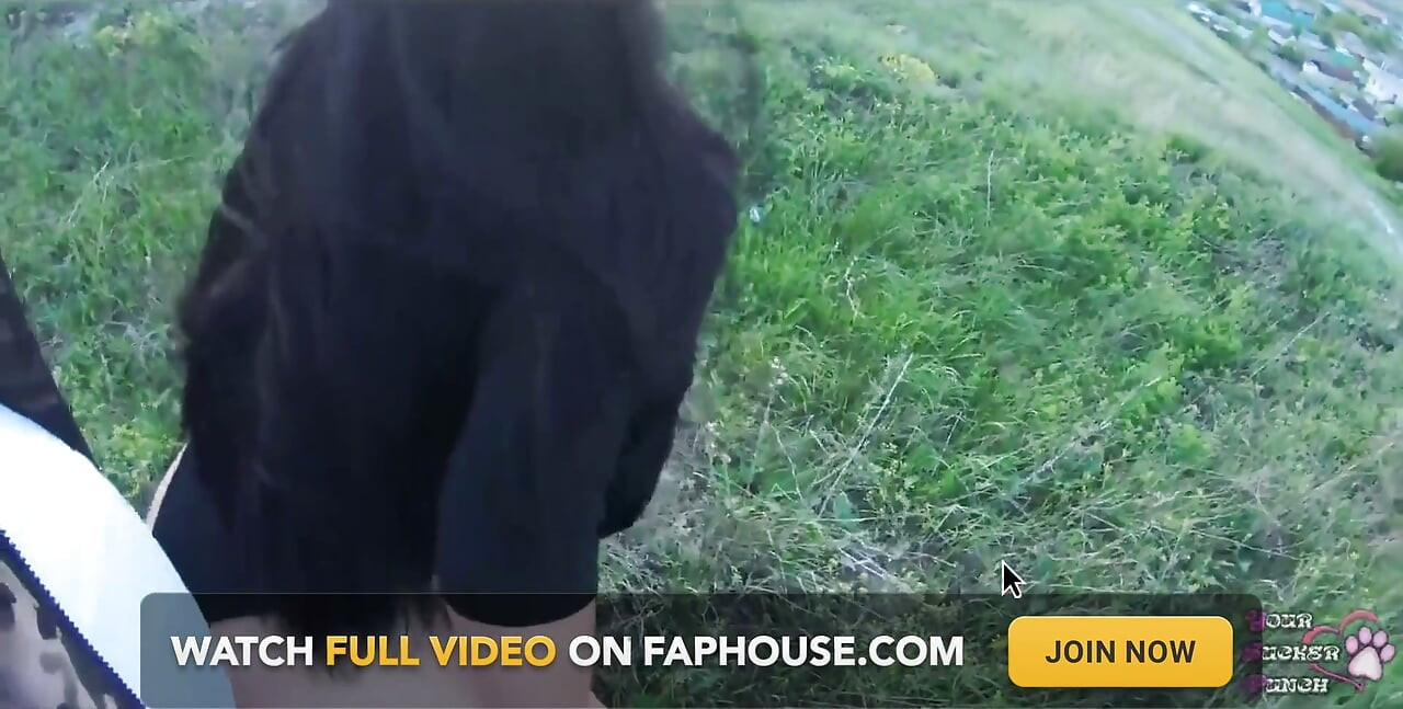 PAWG Goth slampa tonåring knullad utomhus