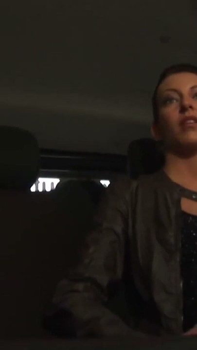 Leonelle wird im Bumsbus richtig zerfickt | Clip 1