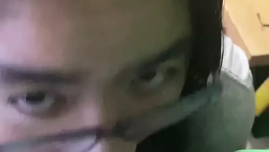 983