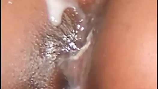 Ebony sweaty skank gets her pussy ate