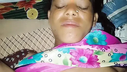For the first time, the wife allowed the wife to fuck the tight ass