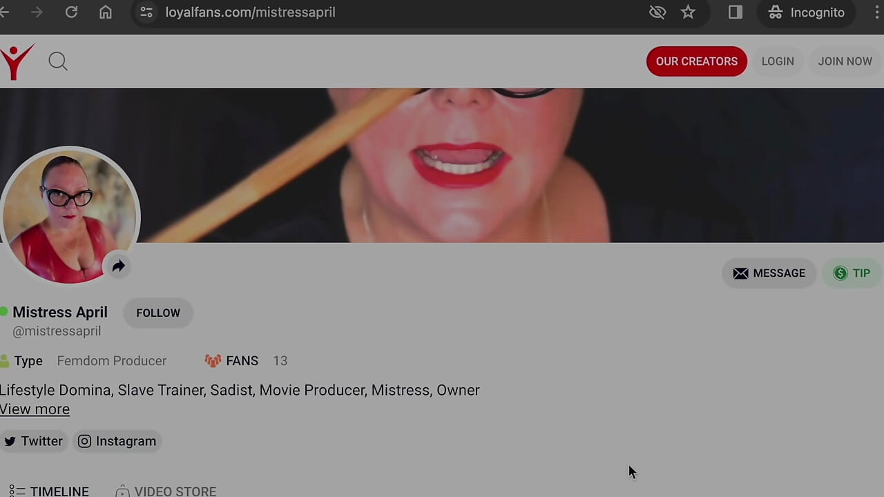 Dominatrix Mistress April - Pam navštíví Paní April