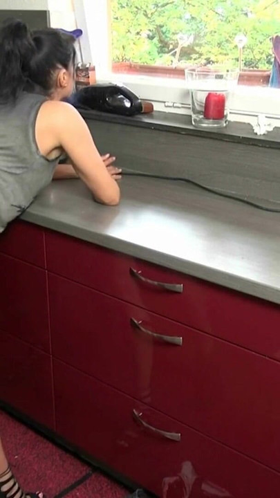 "Kraftman'ın piposu amcığımı patlatıyor! SÜRPRIZLE BORU KıRıLMASı"
