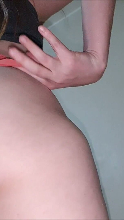 다양한 팬티 입어보기 | 클립 2