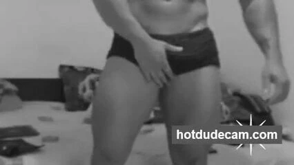 Stud with big cock flexing his muscle