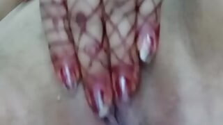 Indian girl Cleaning  pussy in bathroom