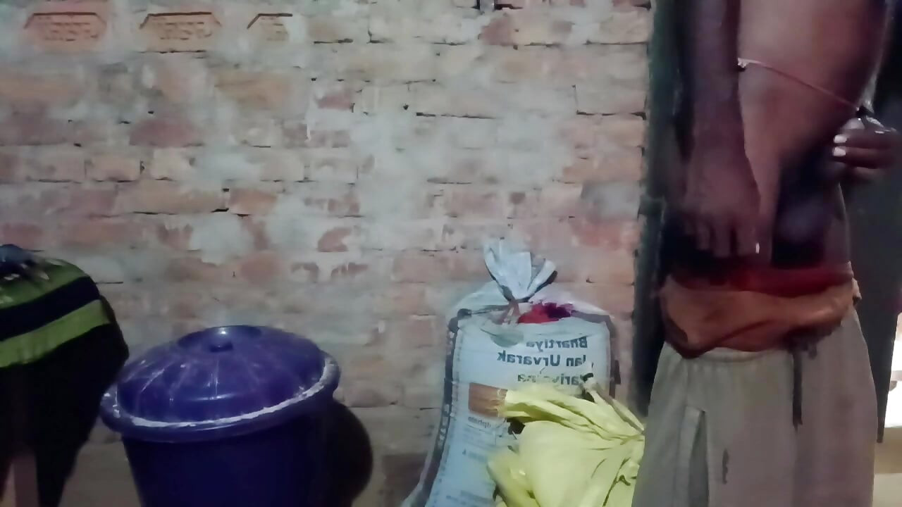 Indian boys land se Pani nikal gaya