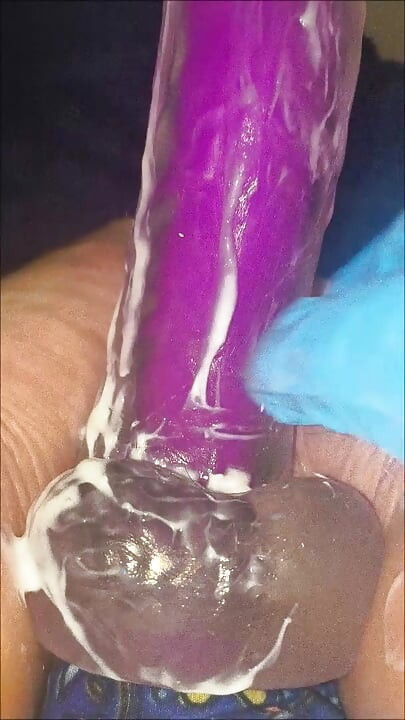 Latex Gloves and Bare Feet show you How I wanna jerk your Cock