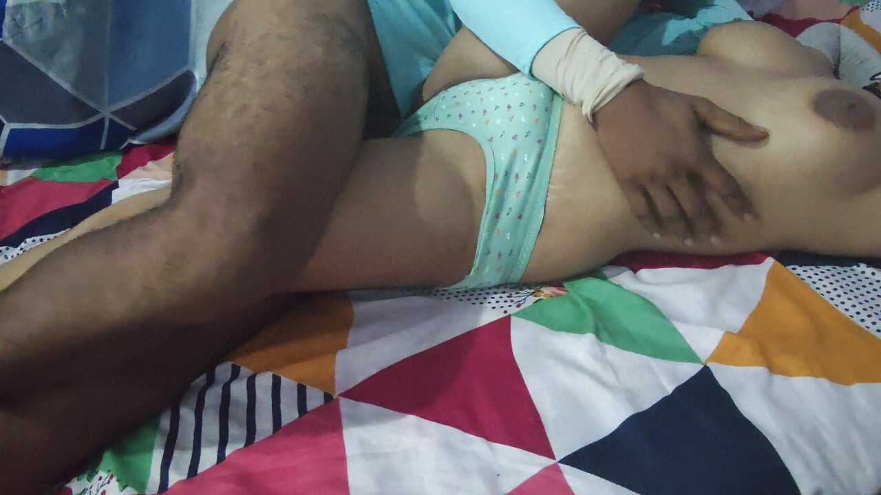 Indian desi couple homemade romance real couple viral HD sex video Indian doggy style postion fuck