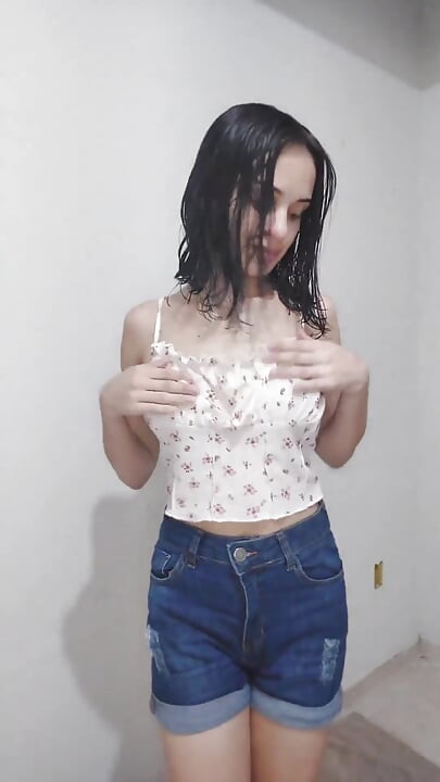 Teen Masturbates Front and Side