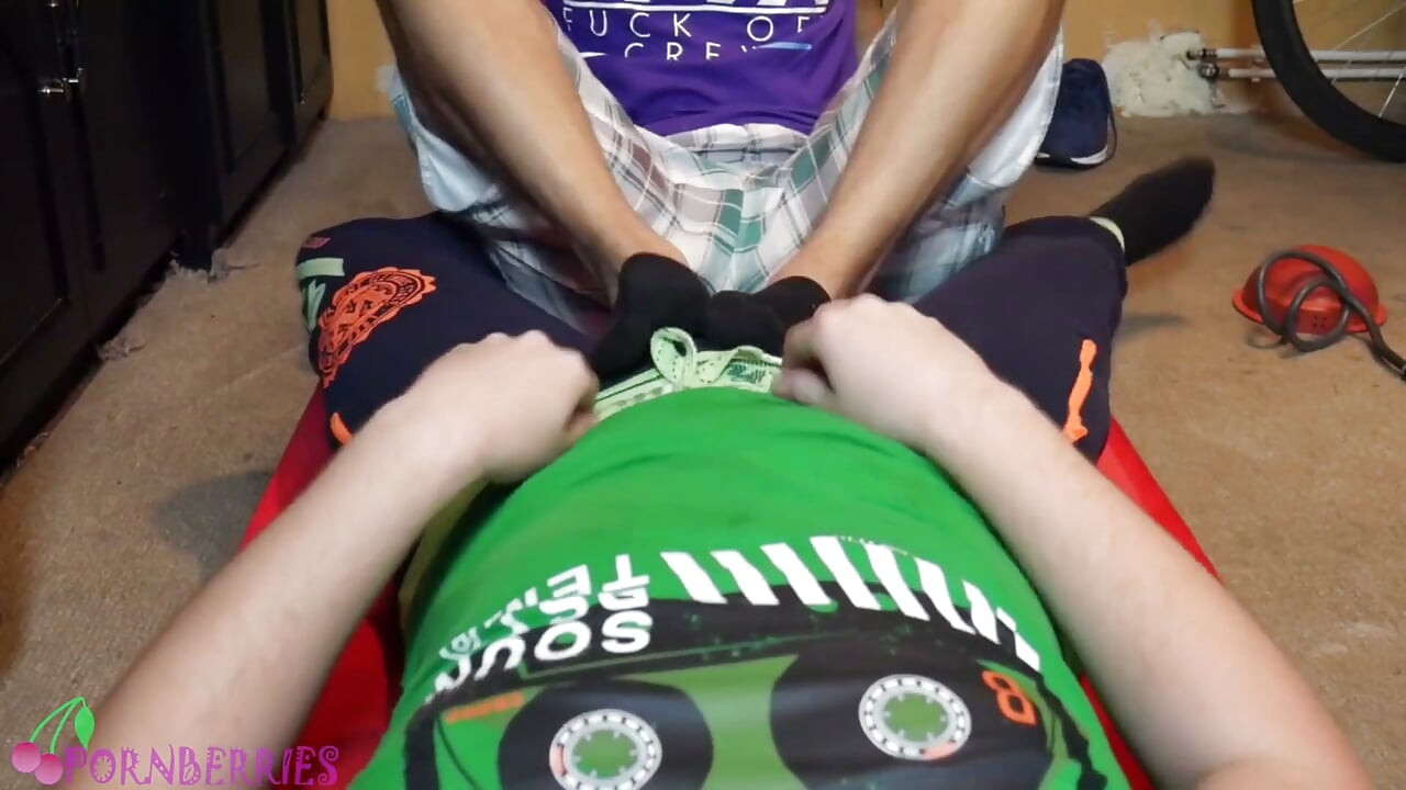 Thin, black socks footjob and rubber pump
