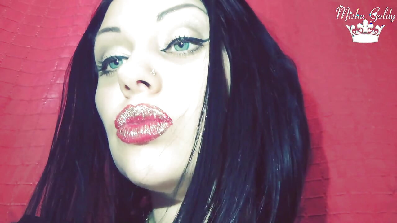 Rote lippen mit goldenem zur zeit