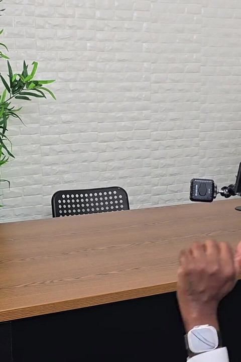 Married Parent Fucks the Principal Huge BBC in His Office