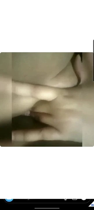 Desi girl masturbating hard