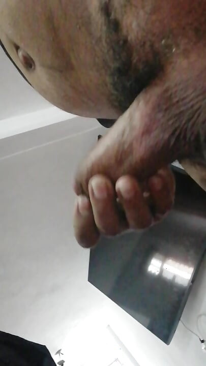 Touching my dick until I get delicious