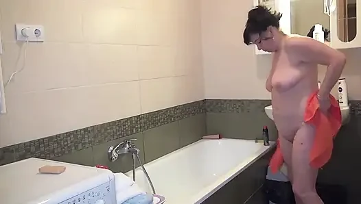 Fucked the hot grandma from next door