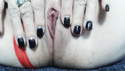 MILFstring-masturbation