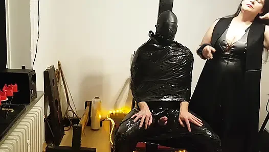 Folyo esaret kölesi bölüm 2 - yapışan film mumyalanmış ve delirmiş