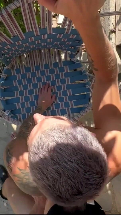 性感的园丁在秋千上用他的大鸡巴操了一个twyk，并来了好几次 |剪辑 2