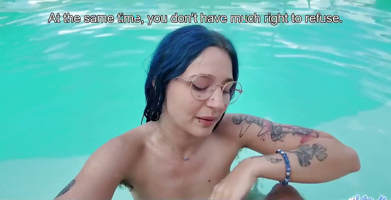 El chico de la piscina me folla el culo y me da todo su jugo