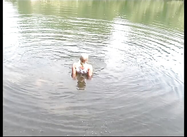 أفضل فتاة تبول منفردة تمارا - ميجا XXL تتبول