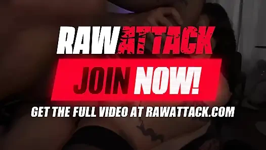 Dövmeli nichole saphir bir profesyonel gibi sikişen bir acemi