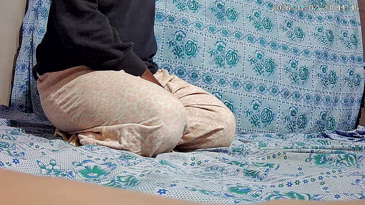 Dasi smart boy handjob in the jungle 28754