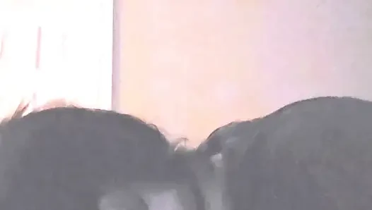 En ateşli orta yaşlı seksi kadınla başka bir harika sakso, yüz sikişi, gırtlağına kadar alma ve ağzına boşalma videosu