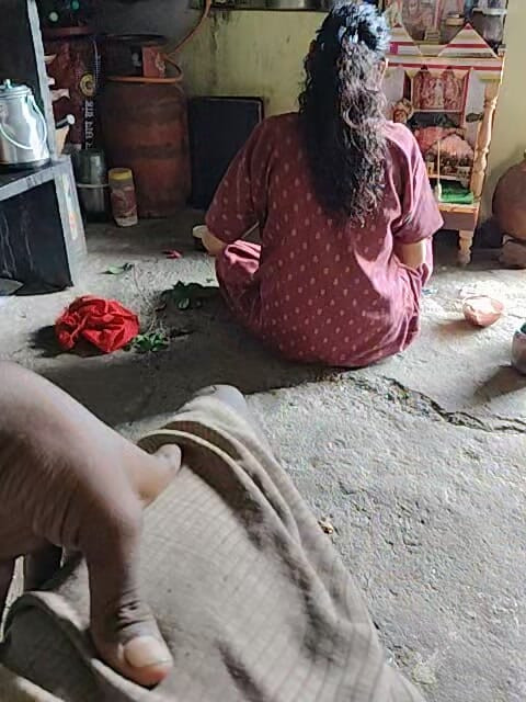 I need gril and women Aunty please