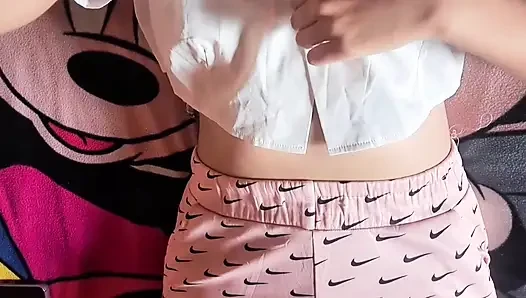Aku sangat hot di meja ini! Orgasme intens! Free Pussy Rubbing Porn