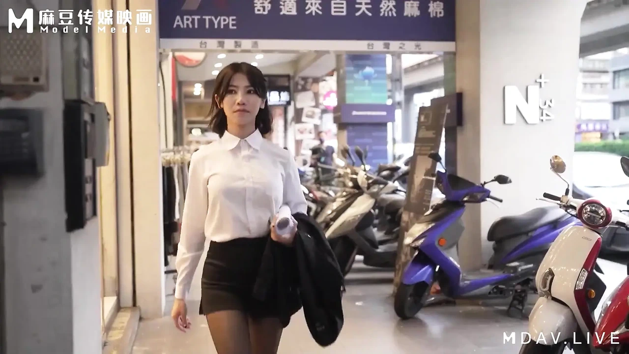 Md-0258 爱足交肉棒的痴女下属