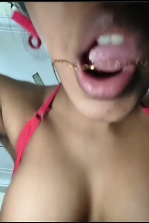 sauteli bahan ke saath jalti huee hot seks
