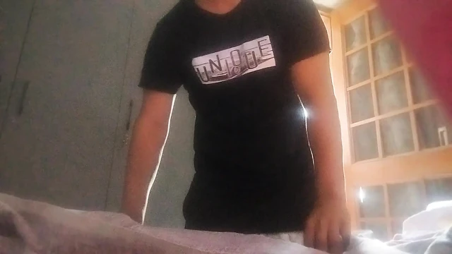 Room me gar ka karte sexy madam ki chut yaad aaya hai