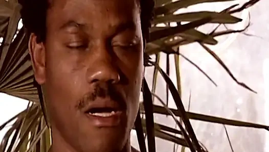 Sie ist ein gefistetes deutsches schätzchen, das die ganze hand in ihre muschi passen kann