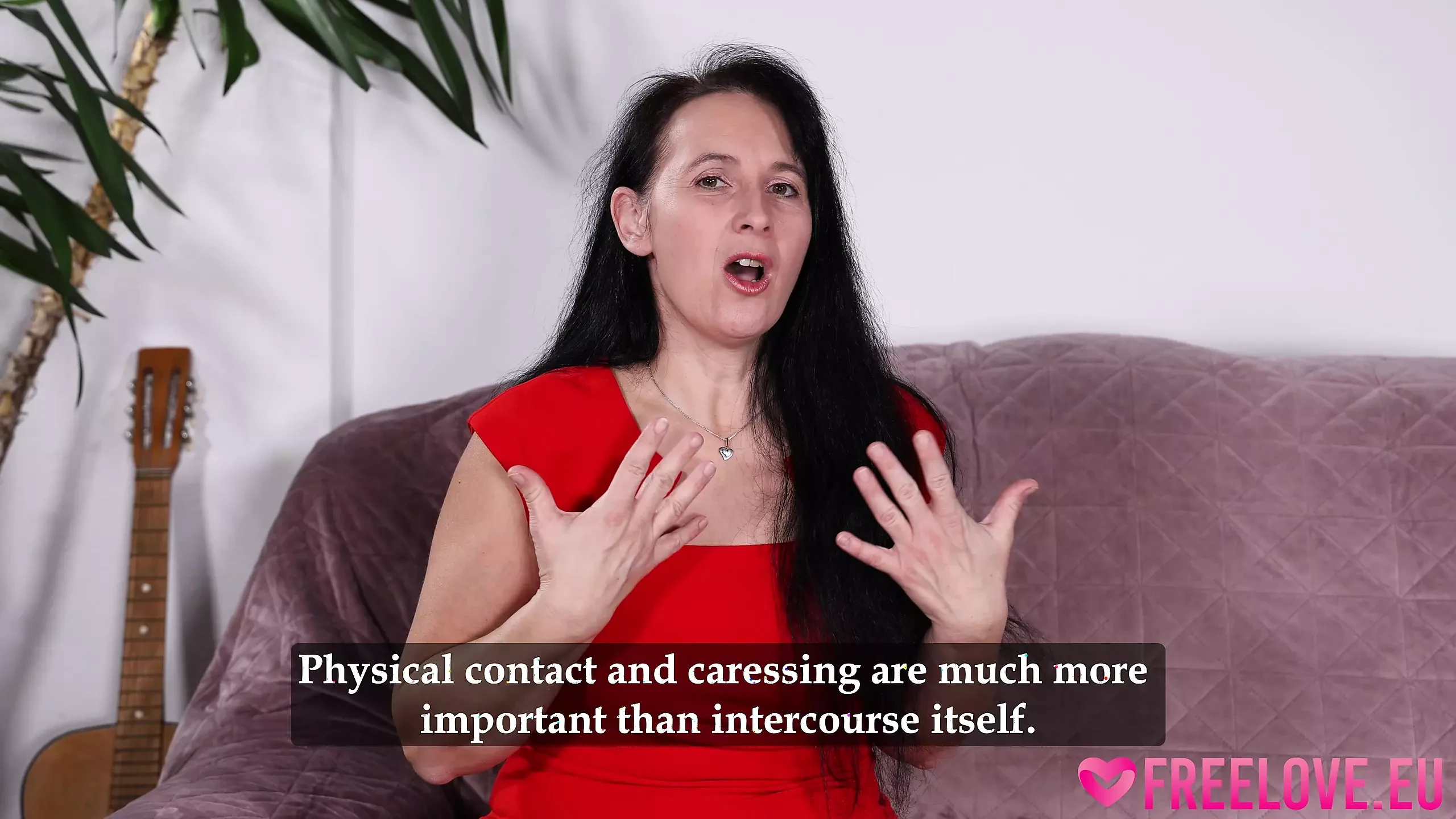 Naughty and ready! Widow Sissy, 47, explores wild new pleasures on the FREELOVE adult dating site!