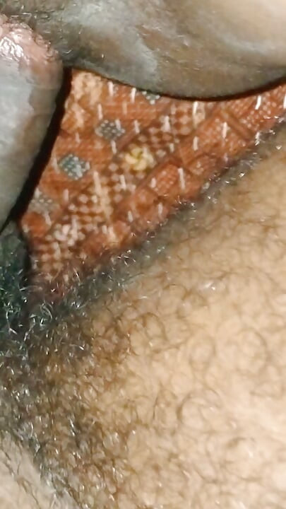 Par hardcore runde husmor hot Desi video Hindi