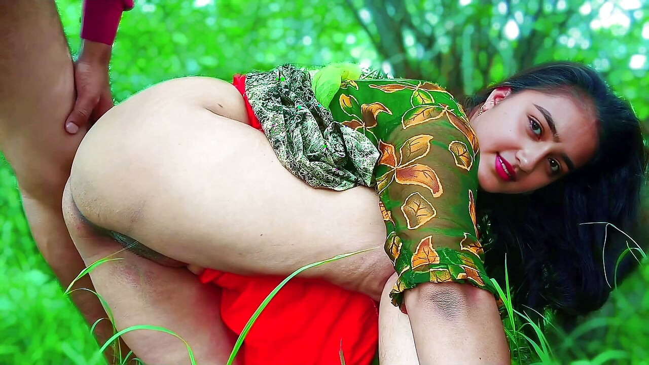 Dehati Village girl outdoor fun, jija sali fuck, Dehati gav ki ladki apne jiju ke sath khet pr gai or jiju se chudai hindi audio