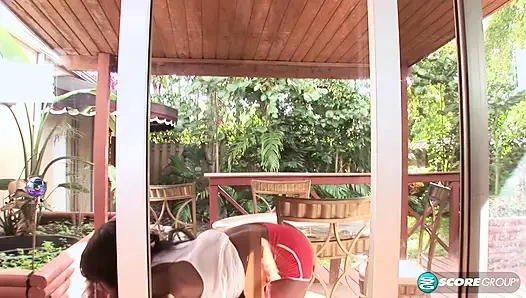 Janet Jade хочет, чтобы ты дрочила, пока ты смотришь, как она делает