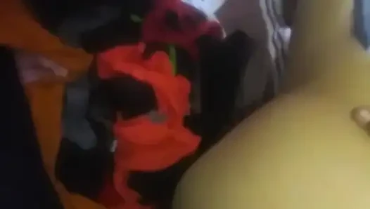 Bana yarak ver, sik beni, beni seninki yap, ben senin siktiğin adamım