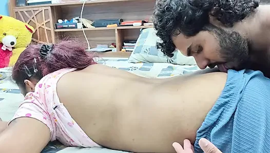 Ciuman pinggul dengan romansa panas