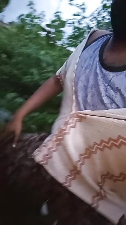 When I first saw the hot girls outside, I couldn't control my land.