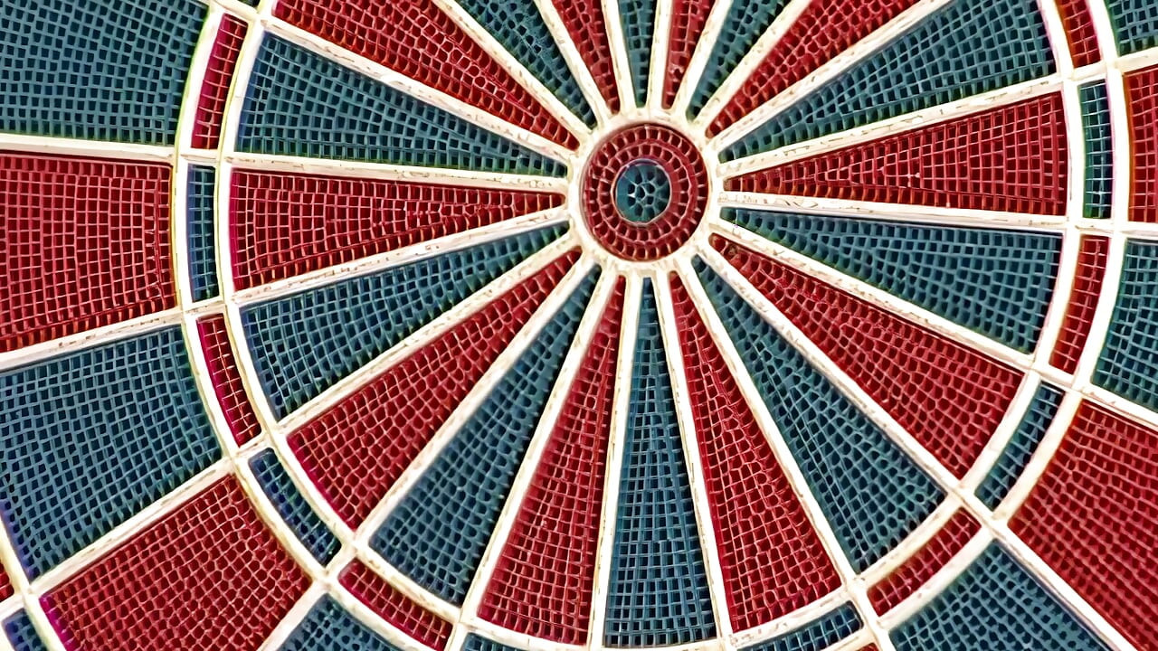 Açgözlü yaşlı amcıklar.