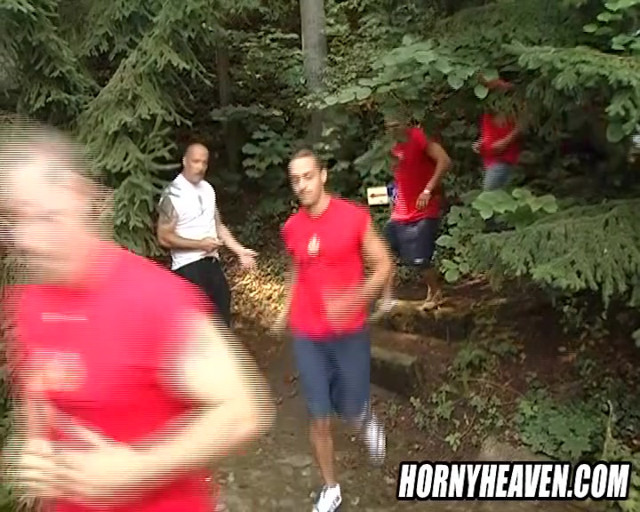 A girl gangbangs the entire basketball team