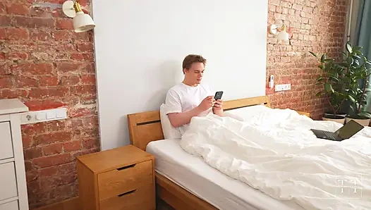 Я встретил девушку для секса в приложении!. 4K HD команда Тима