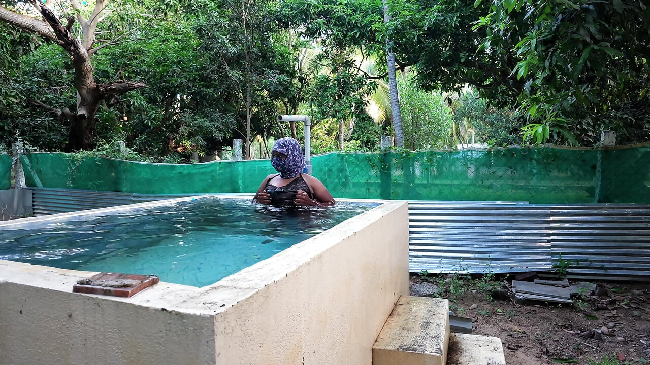 Neighbour and bathing aunty