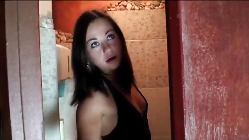 Sexy girl pussy fucking pussy fingering in the pub