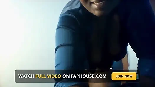 Ты дашь или принимает массаж со мной?