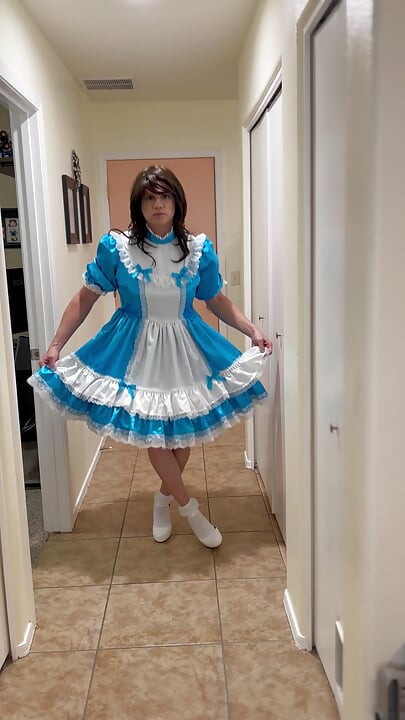 Sissy Greeting