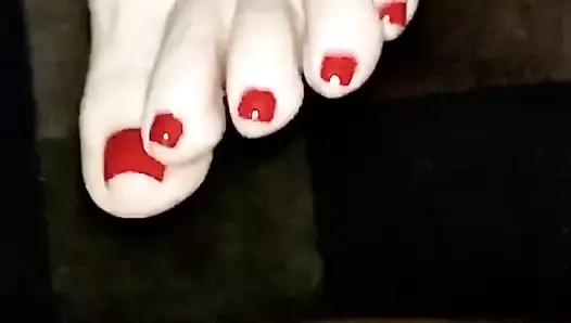 Want To Lick Cum Off Wifes Toes And Feet